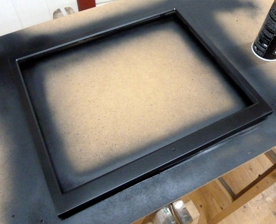 Varnishing of the monitor frame