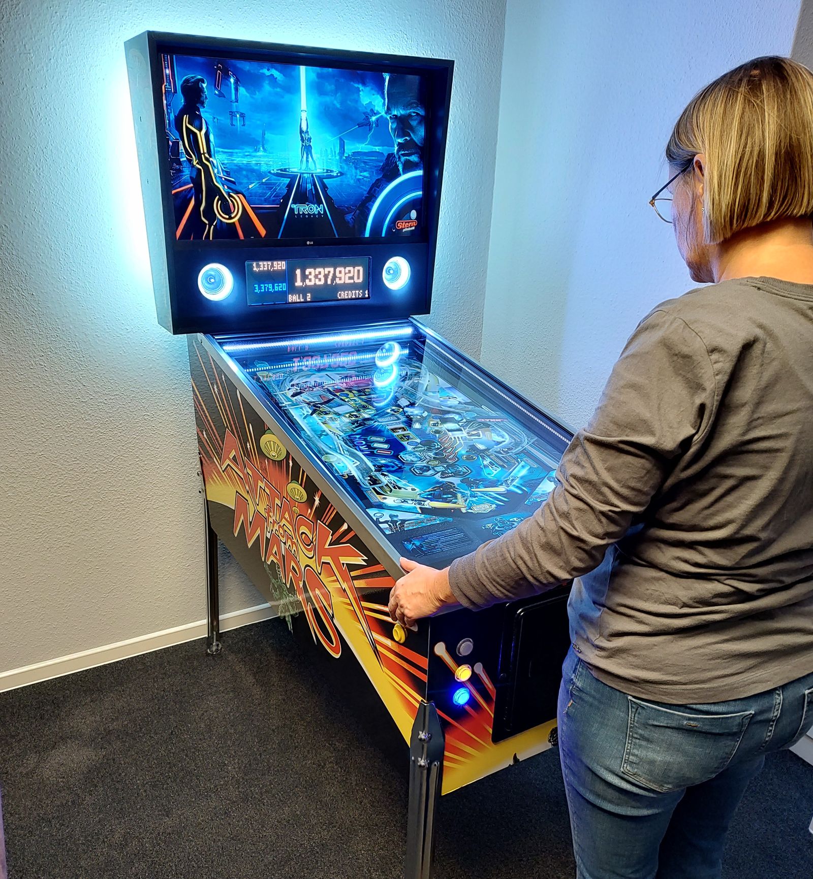 escucos Attack from Mars Virtual Pinball Machine escucos Attack from Mars Virtual Pinball Machine
